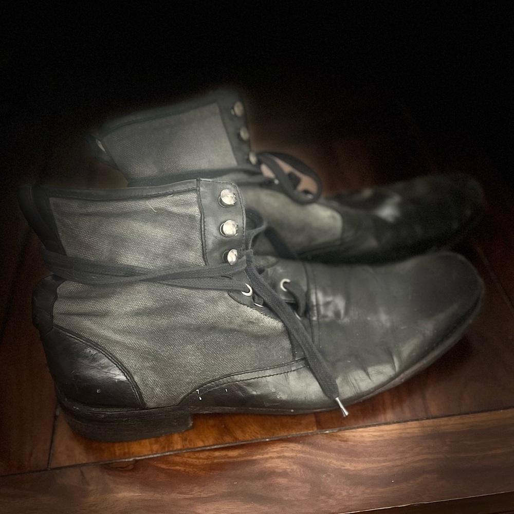 Rare John Varvatos Bowery Spectator Boots